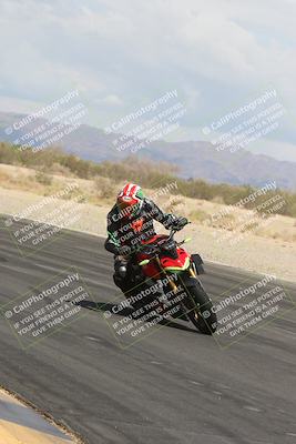 media/May-05-2025-Moto Forza (Mon) [[3c1838c5e5]]/2-B Group/Session 2 (Turn 7 Inside)/